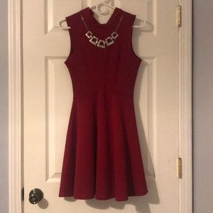3/$30 Beautiful Red skater dress with necklace!